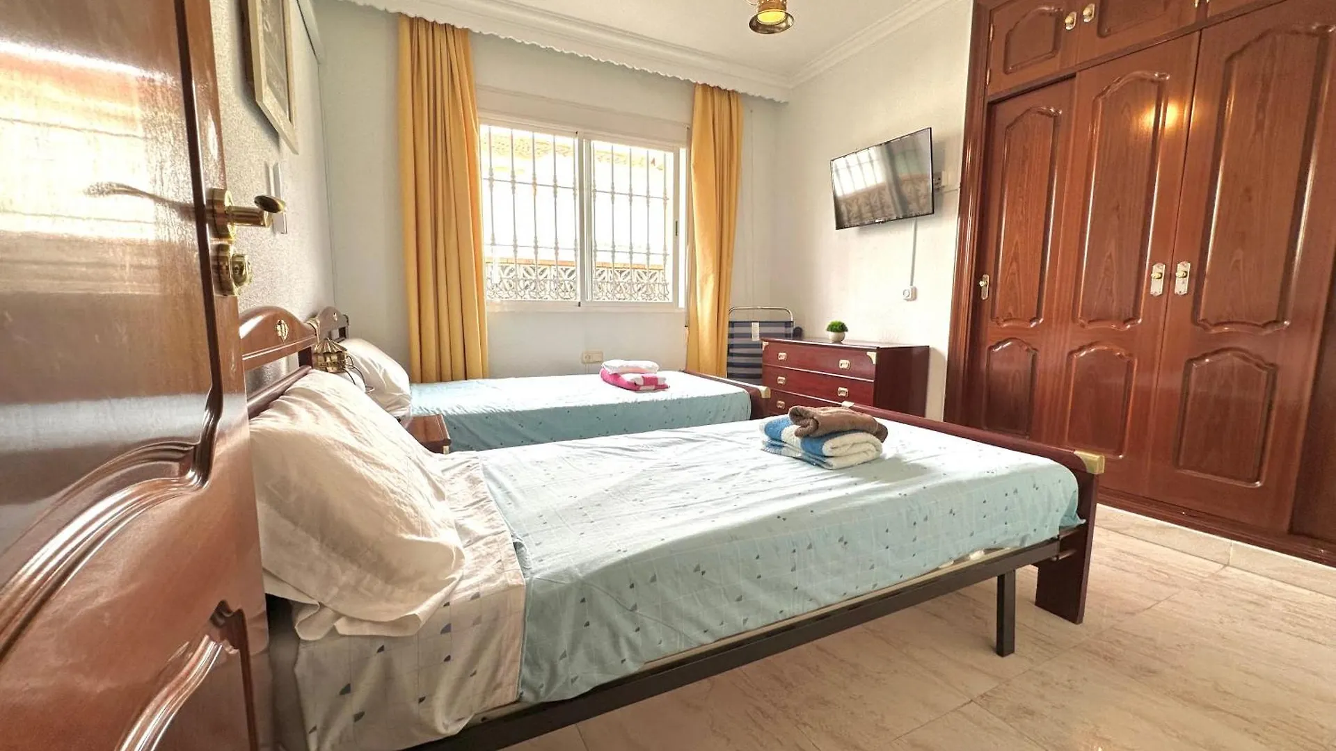 Ferienhaus Villa Pepita - 3 Dormitorios - 350 Metros Playa - Piscina Torremolinos